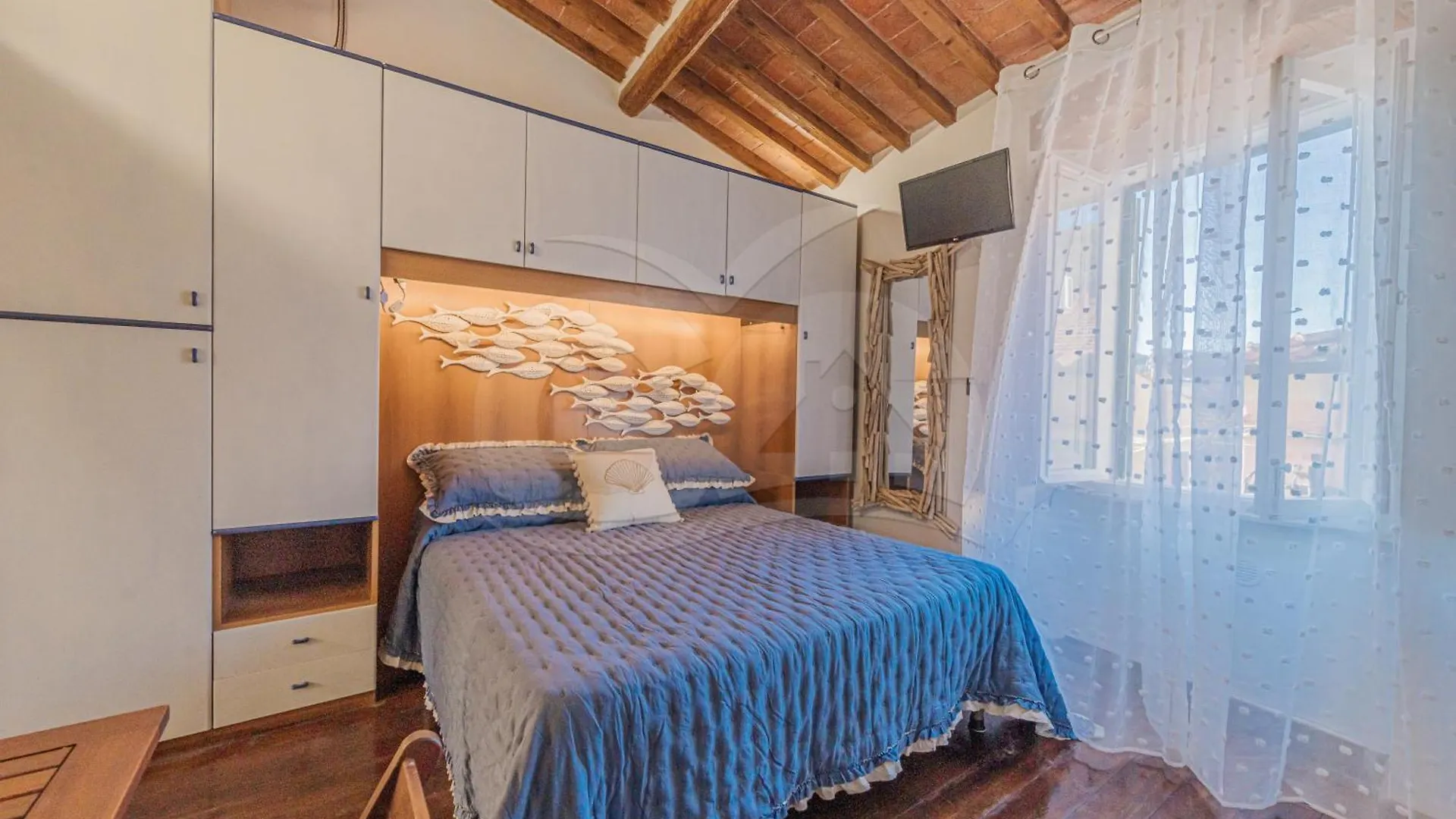 Il Comandante - Goelba Apartment Porto Azzurro Italy