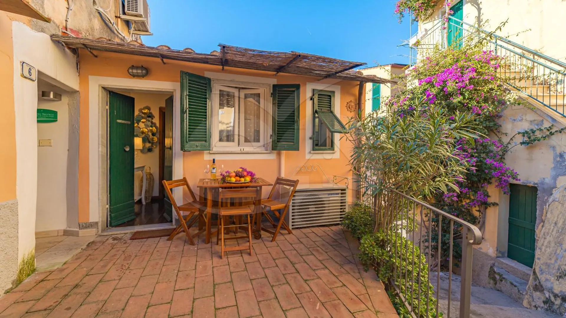 Il Comandante - Goelba Apartment Porto Azzurro